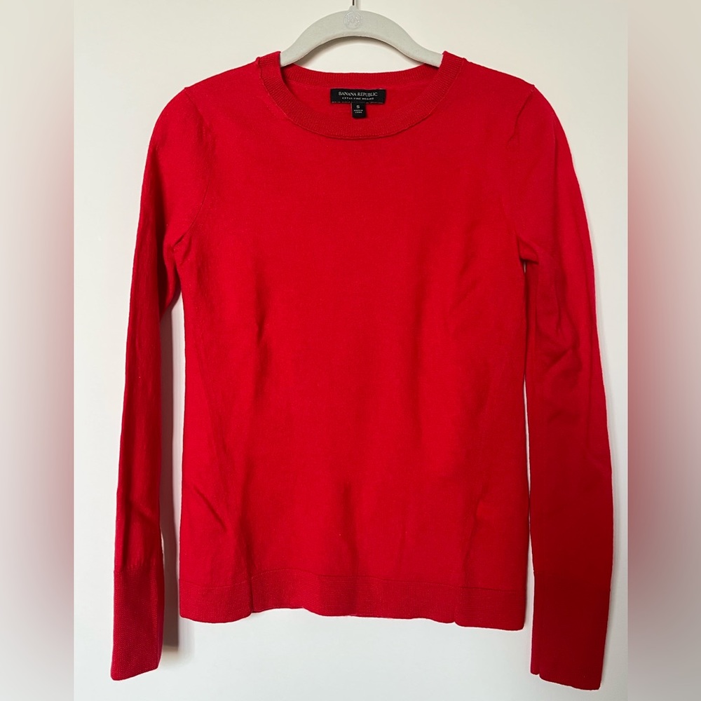 Banana Republic Women’s 100% Extra Fine Merino Wool Crew Sweater, Size Small